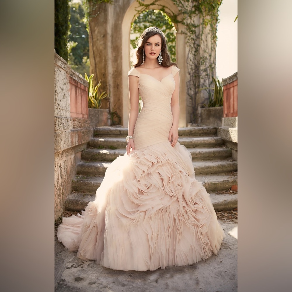 Essense of Australia Fit and Flare Organza Wedding Dress D1932 Discontinued